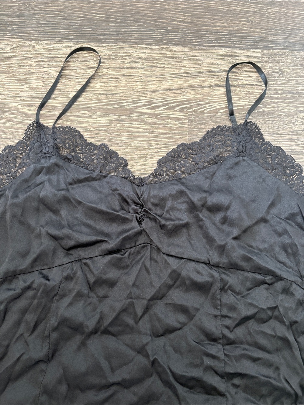 Silky lace cami - Picture 2 of 4